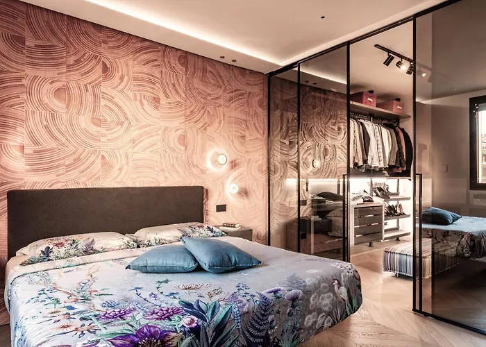 Astra Penthouse 아파트 볼로냐